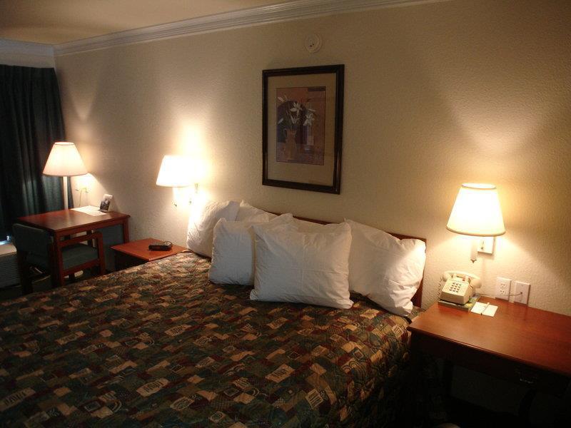 Best Western Canton Inn Pokoj fotografie